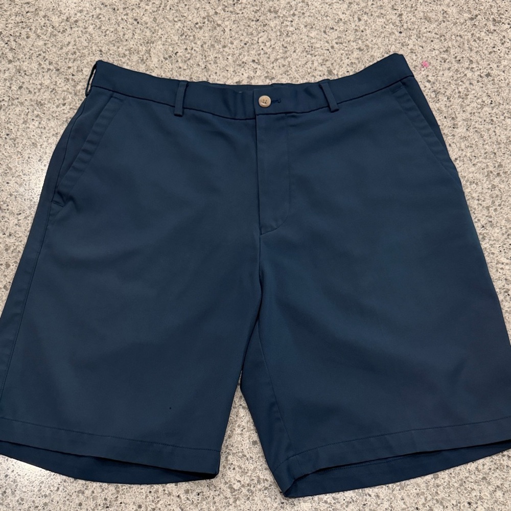 33x9 Peter Millar Men's Navy Performance Golf Wicking Shorts
